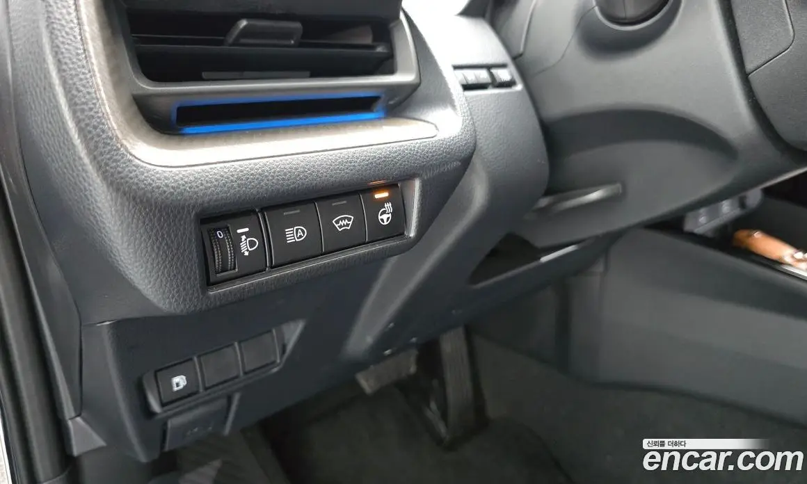 Toyota Prius 2024 2.0 автомат (гидро), фото 24