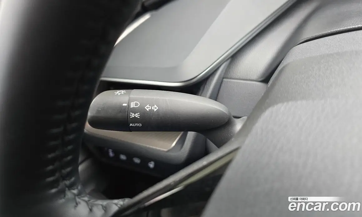 Toyota Prius 2024 2.0 автомат (гидро), фото 28