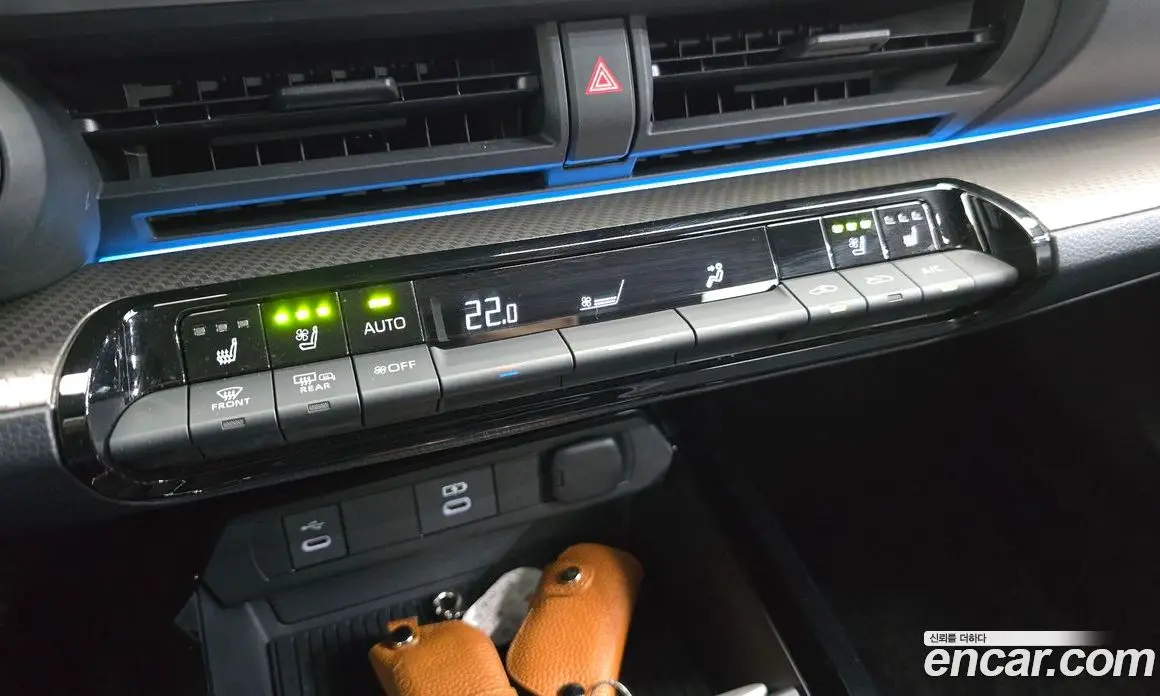 Toyota Prius 2024 2.0 автомат (гидро), фото 30
