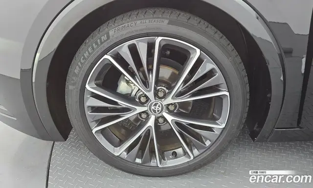 Toyota Prius 2024 2.0 автомат (гидро), миниатюра 5