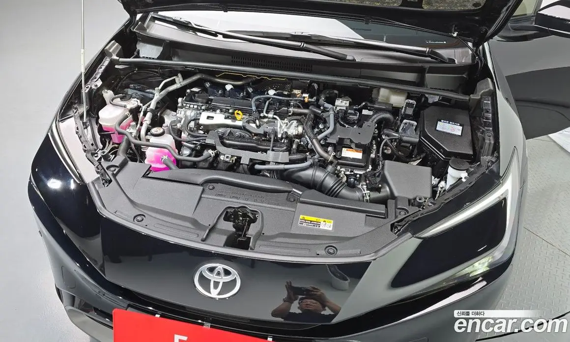 Toyota Prius 2024 2.0 автомат (гидро), фото 6