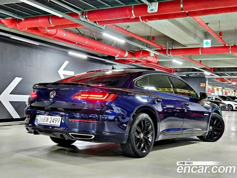 Volkswagen Arteon 2018 2.0 автомат (гидро), фото 42