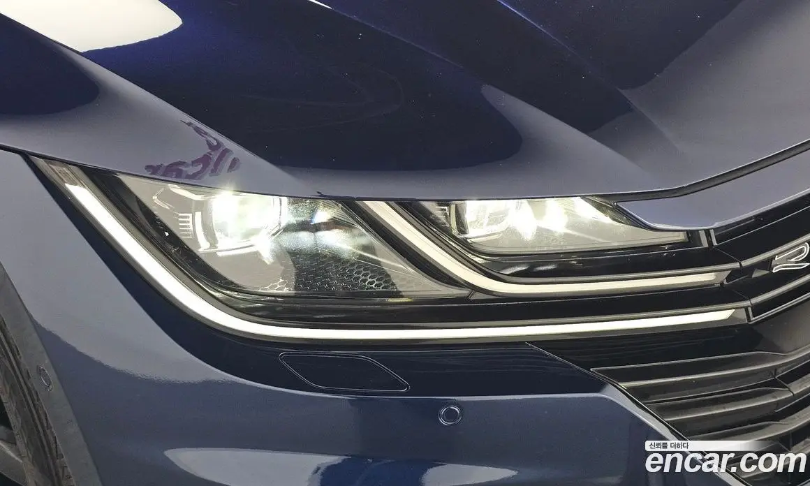 Volkswagen Arteon 2018 2.0 автомат (гидро), фото 8