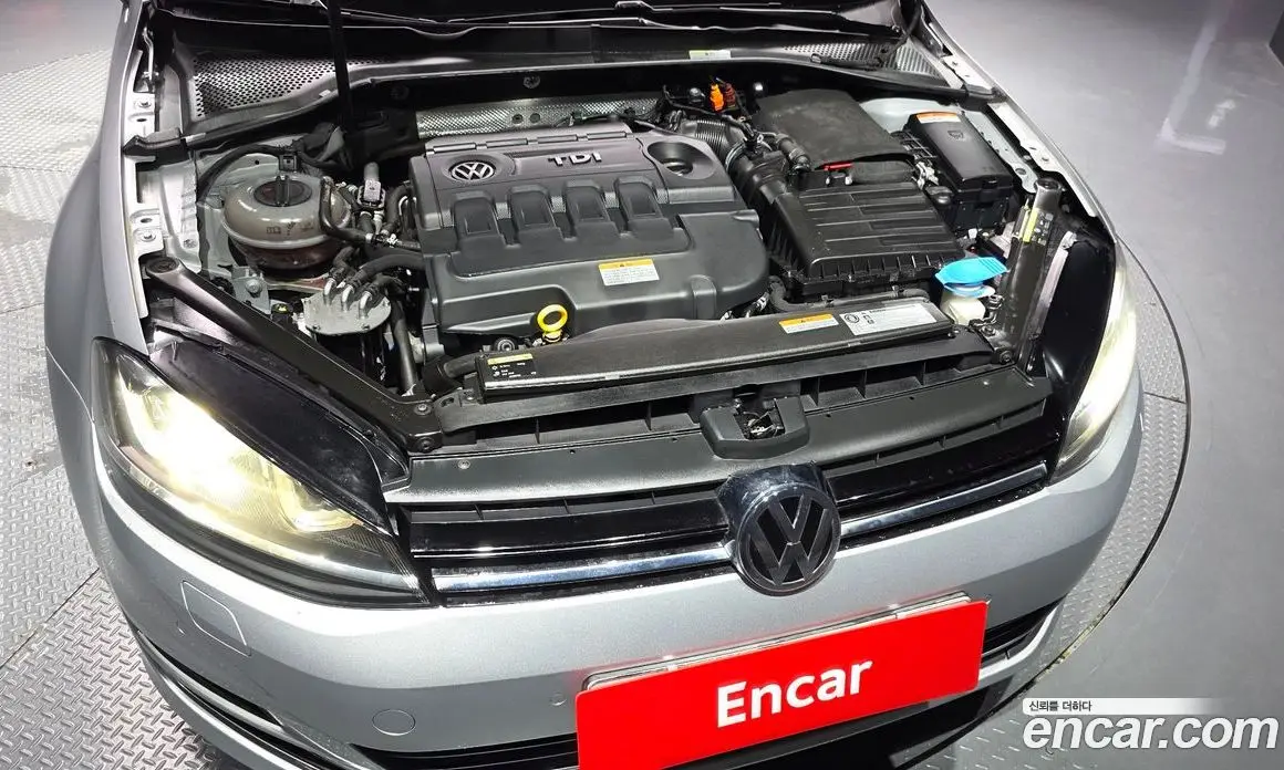 Volkswagen Golf 2014 2.0 автомат (гидро), фото 6