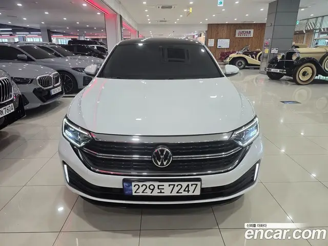 Volkswagen Jetta 2023 1.5 автомат (гидро), миниатюра 2