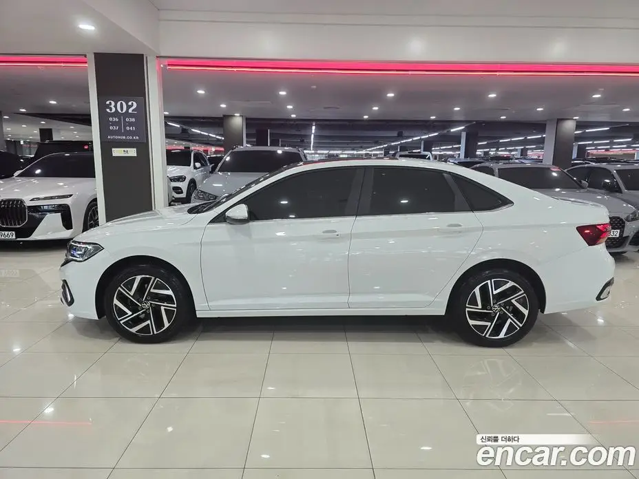 Volkswagen Jetta 2023 1.5 автомат (гидро), фото 3