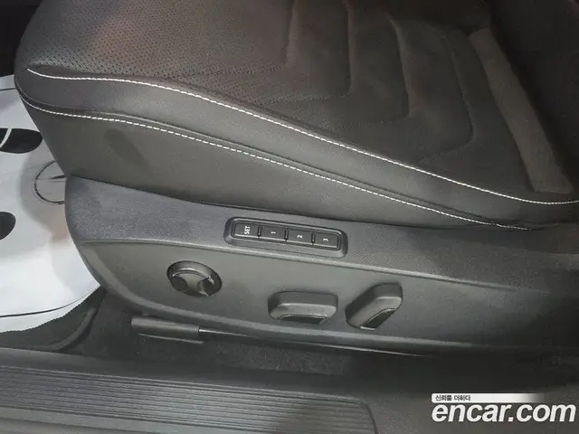 Volkswagen Jetta 2023 1.5 автомат (гидро), миниатюра 10