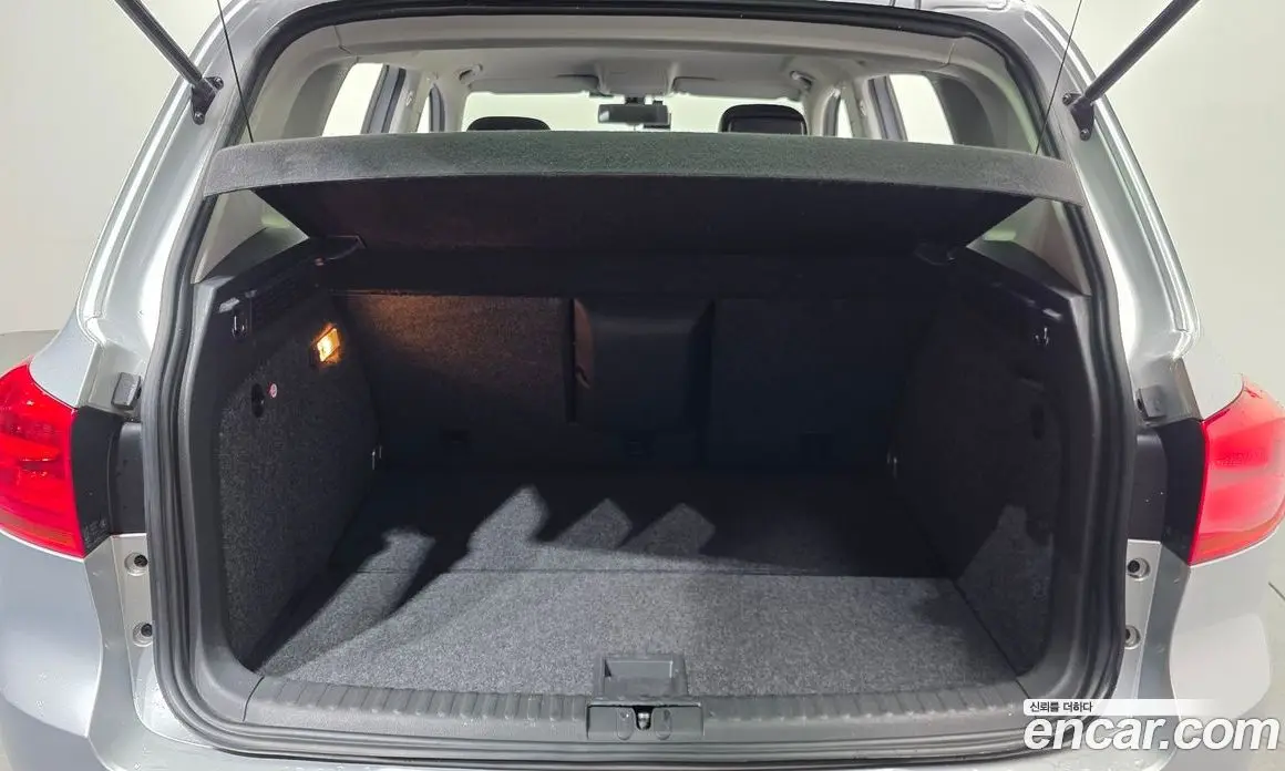 Volkswagen Tiguan 2014 2.0 автомат (гидро), фото 17