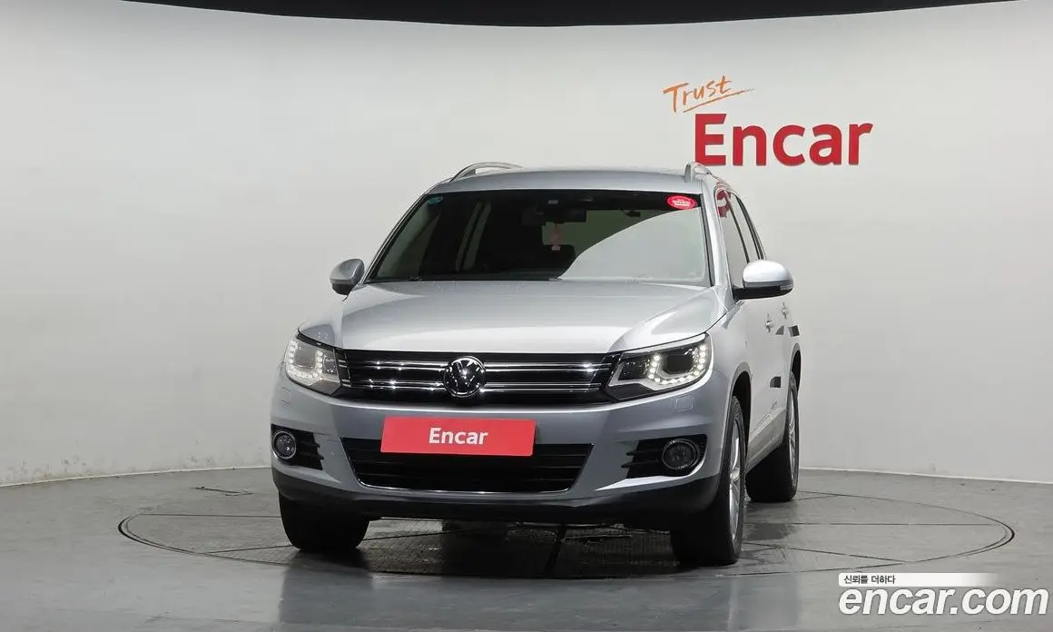 Volkswagen Tiguan 2014 2.0 автомат (гидро), фото 3