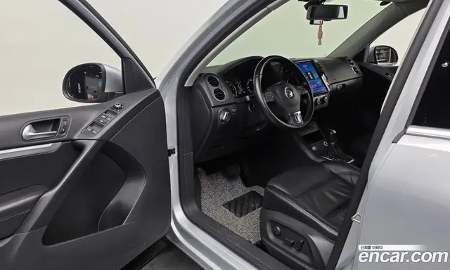 Volkswagen Tiguan 2014 2.0 автомат (гидро), миниатюра 10