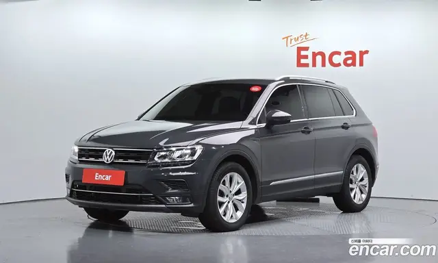 Volkswagen Tiguan 2018 2.0 автомат (гидро), миниатюра 1