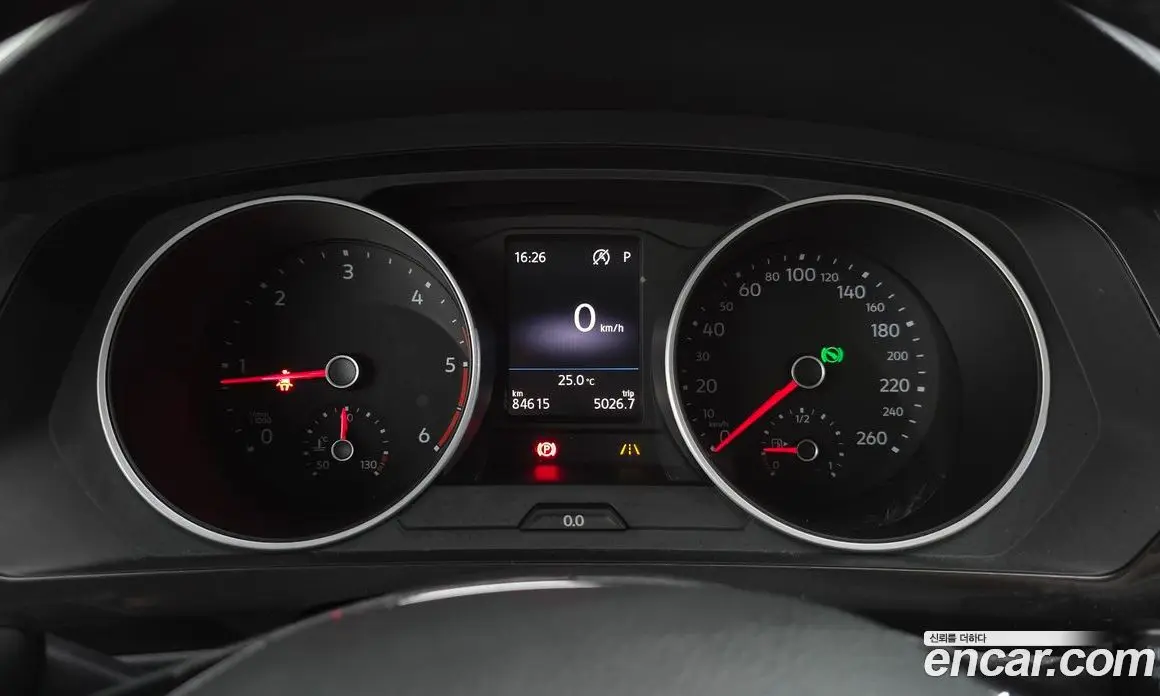 Volkswagen Tiguan 2018 2.0 автомат (гидро), фото 11