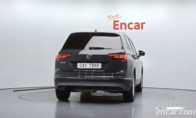Volkswagen Tiguan 2018 2.0 автомат (гидро), миниатюра 4