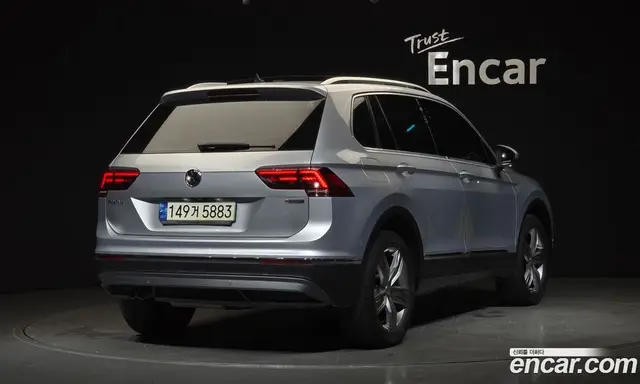 Volkswagen Tiguan 2018 2.0 автомат (гидро), миниатюра 2