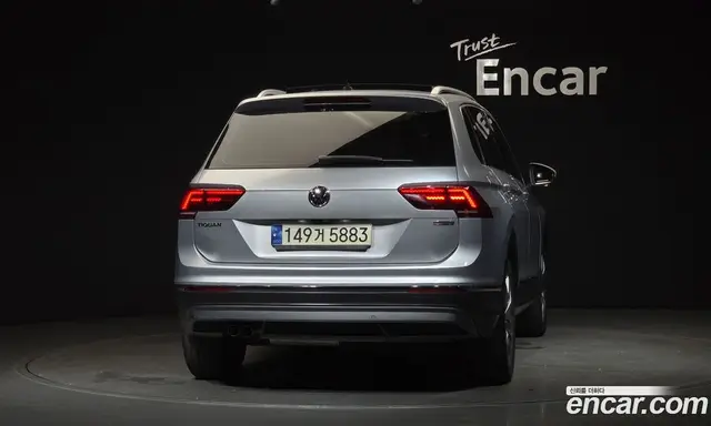 Volkswagen Tiguan 2018 2.0 автомат (гидро), миниатюра 4