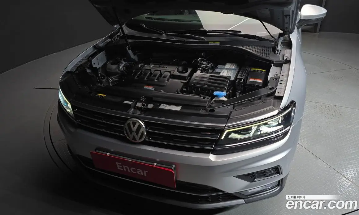 Volkswagen Tiguan 2018 2.0 автомат (гидро), фото 6