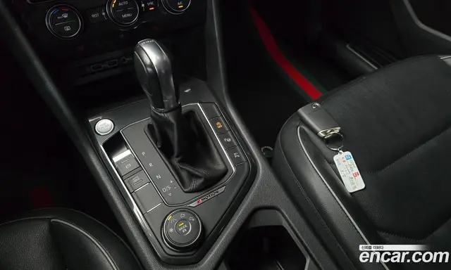 Volkswagen Tiguan 2018 2.0 автомат (гидро), миниатюра 9