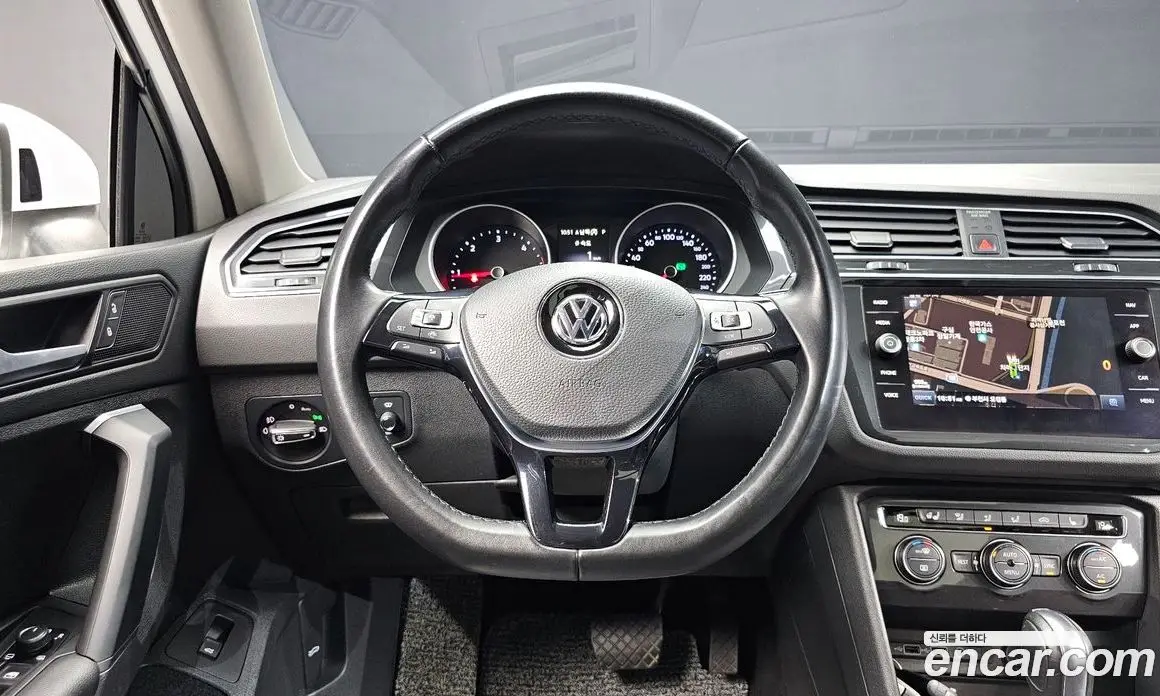 Volkswagen Tiguan 2020 2.0 автомат (гидро), фото 12