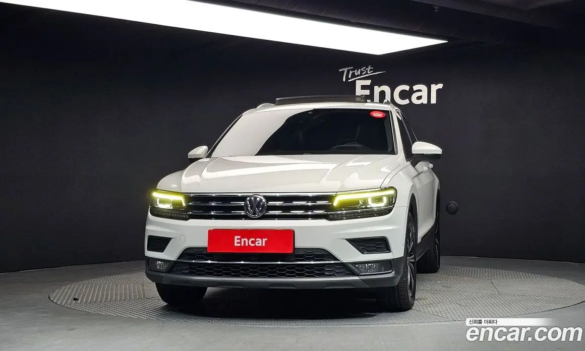 Volkswagen Tiguan 2020 2.0 автомат (гидро), фото 3