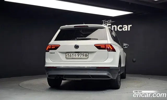 Volkswagen Tiguan 2020 2.0 автомат (гидро), миниатюра 4