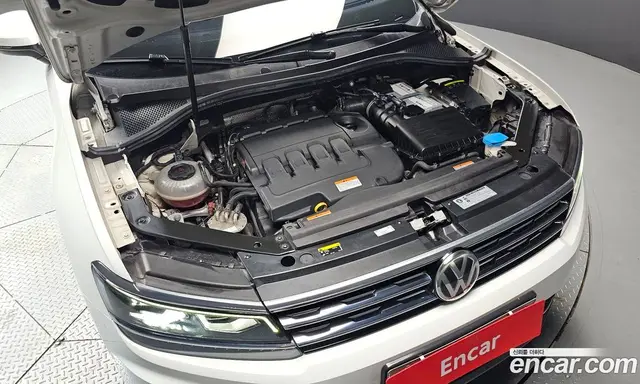 Volkswagen Tiguan 2020 2.0 автомат (гидро), миниатюра 6