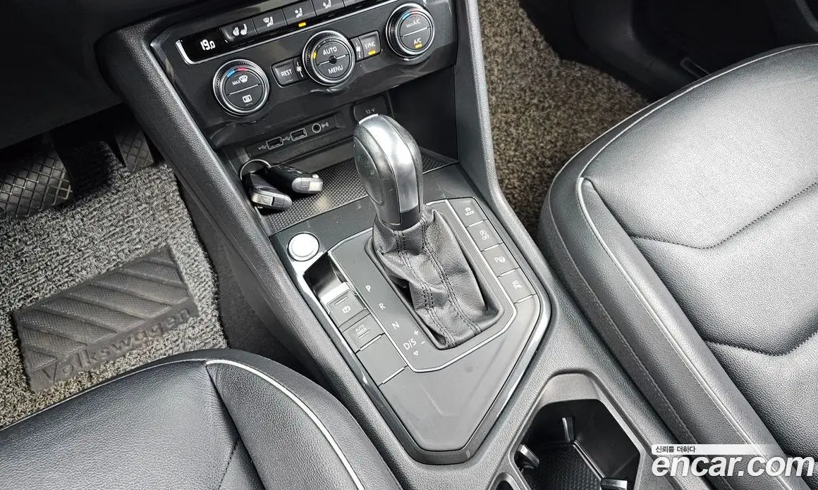 Volkswagen Tiguan 2020 2.0 автомат (гидро), фото 9