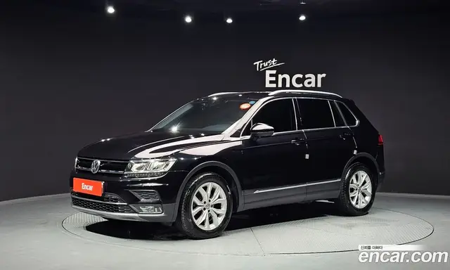 Volkswagen Tiguan 2020 2.0 автомат (гидро), миниатюра 1