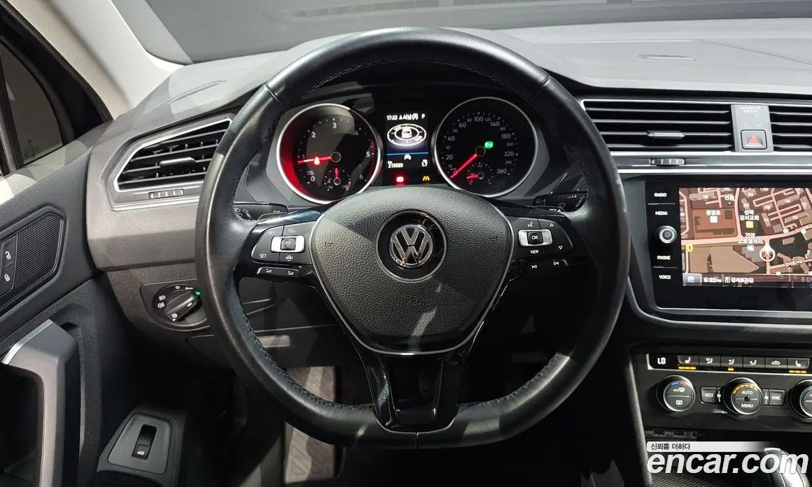 Volkswagen Tiguan 2020 2.0 автомат (гидро), фото 13