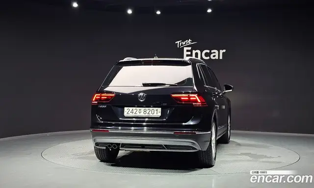 Volkswagen Tiguan 2020 2.0 автомат (гидро), миниатюра 4