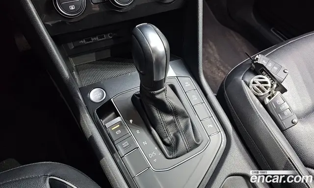 Volkswagen Tiguan 2020 2.0 автомат (гидро), миниатюра 9