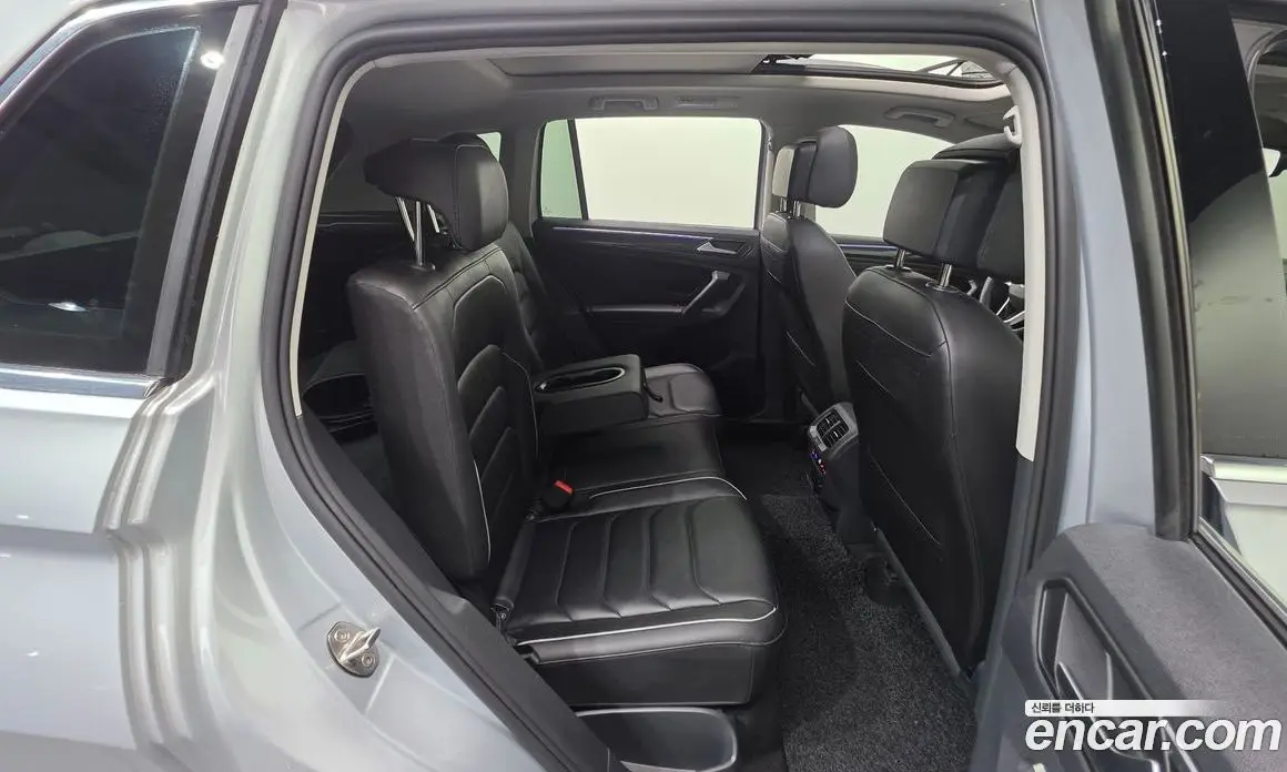 Volkswagen Tiguan 2022 2.0 автомат (гидро), фото 23