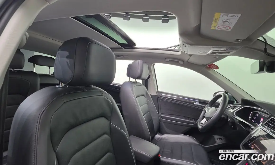 Volkswagen Tiguan 2022 2.0 автомат (гидро), фото 26