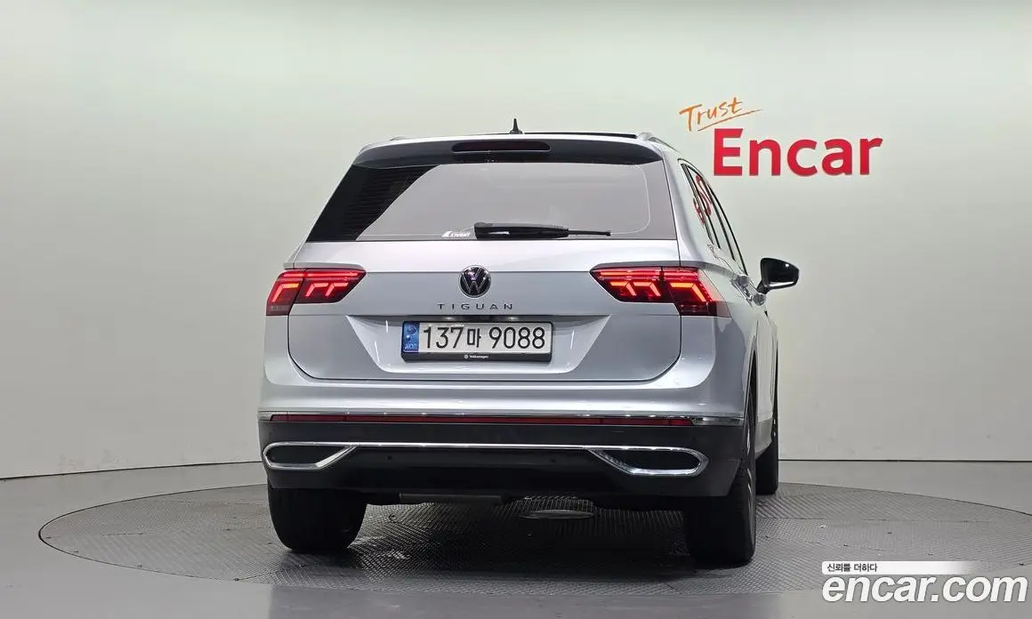Volkswagen Tiguan 2022 2.0 автомат (гидро), фото 4