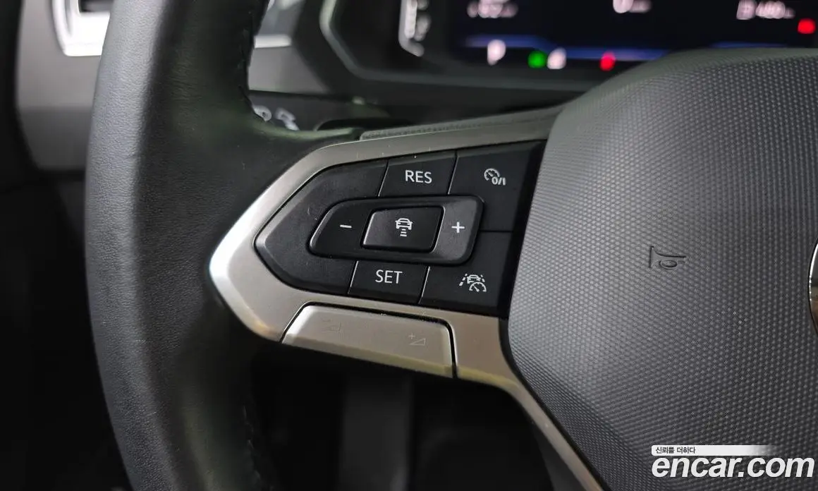 Volkswagen Tiguan 2022 2.0 автомат (гидро), фото 36