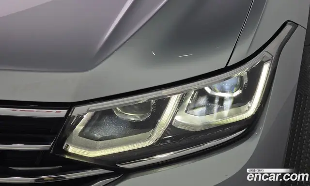 Volkswagen Tiguan 2022 2.0 автомат (гидро), миниатюра 8