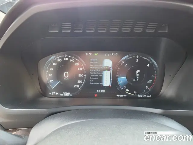 Volvo XC90 2017 2.0 автомат (гидро), миниатюра 8