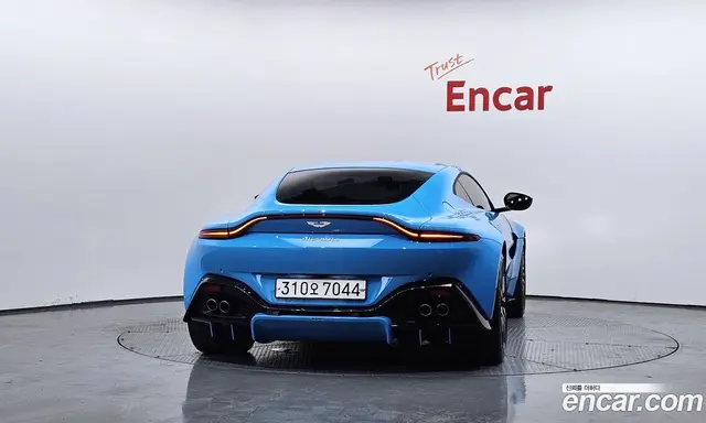 Aston Martin Vantage 2019 4.0 автомат (гидро), миниатюра 4