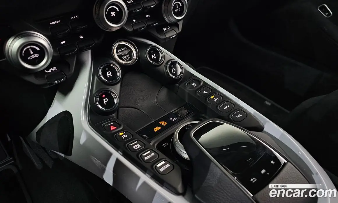 Aston Martin Vantage 2019 4.0 автомат (гидро), фото 9