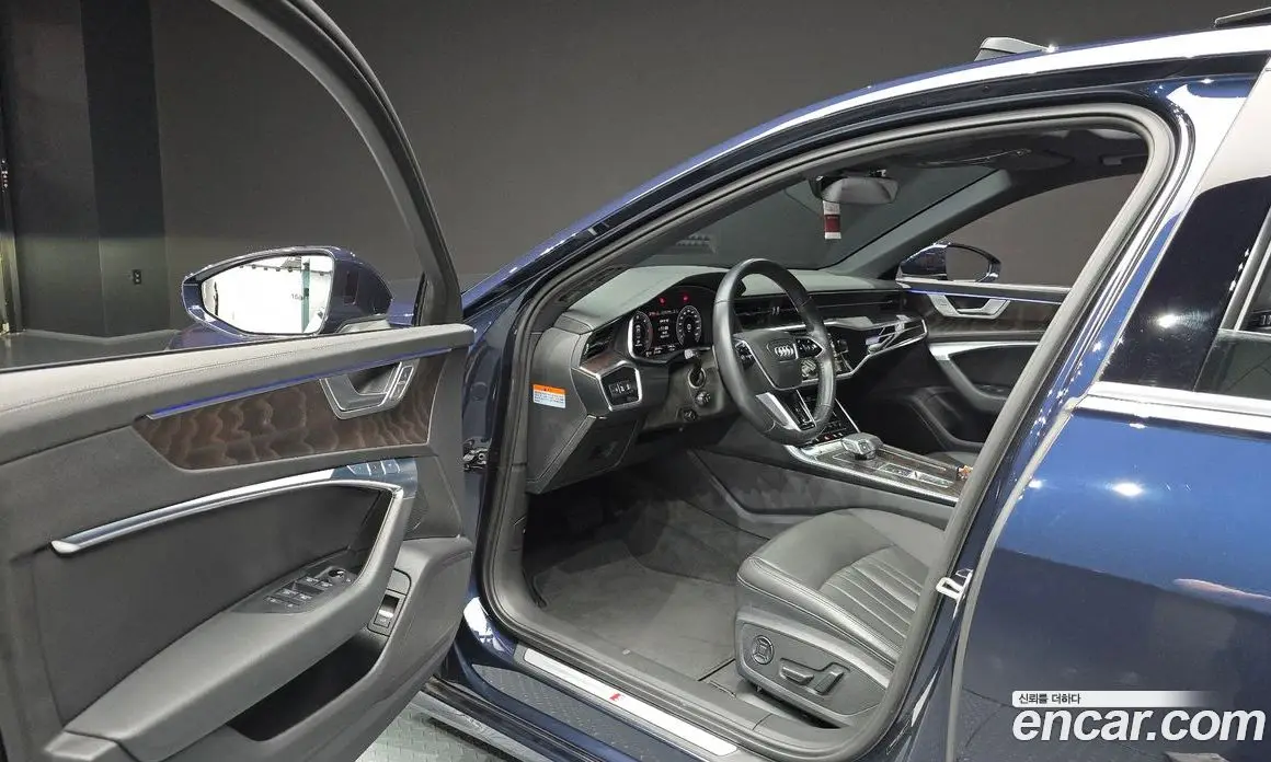 Audi A6 2020 2.0 автомат (гидро), фото 13