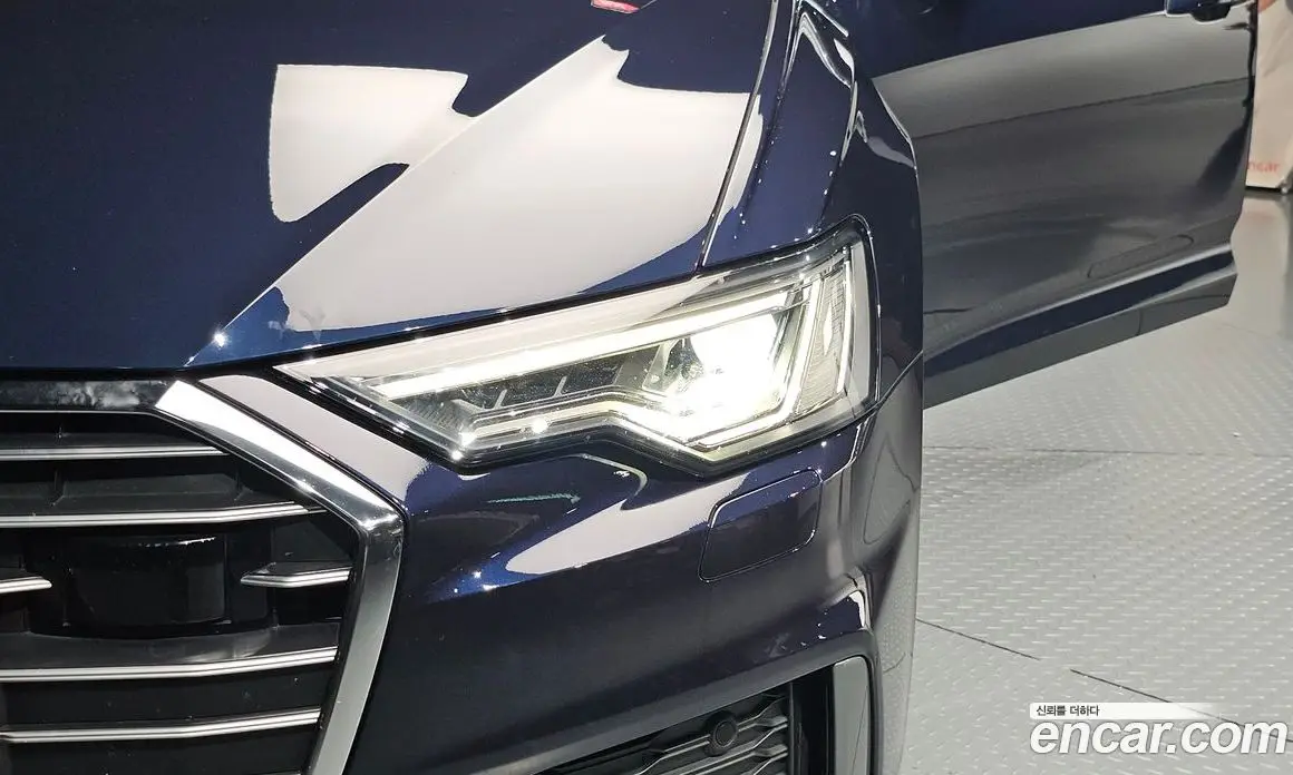Audi A6 2020 2.0 автомат (гидро), фото 8