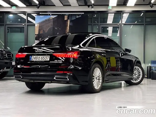 Audi A6 2021 2.0 автомат (гидро), миниатюра 2