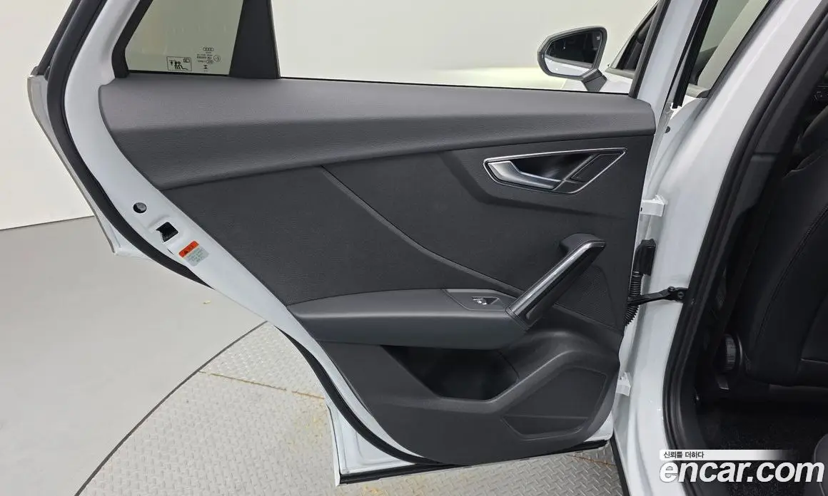 Audi Q2 2023 2.0 автомат (гидро), фото 15