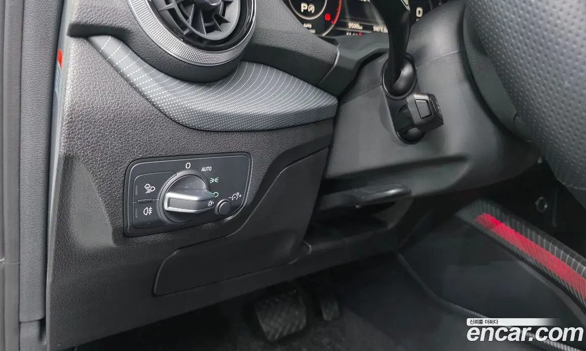 Audi Q2 2023 2.0 автомат (гидро), фото 18
