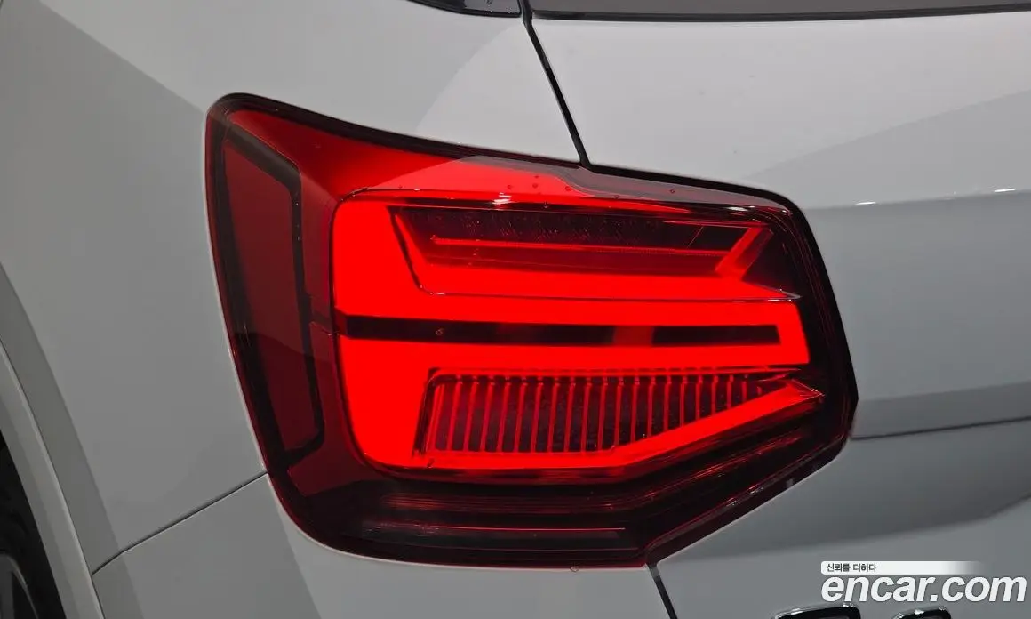Audi Q2 2023 2.0 автомат (гидро), фото 9