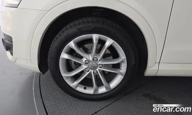 Audi Q3 2014 2.0 автомат (гидро), миниатюра 5