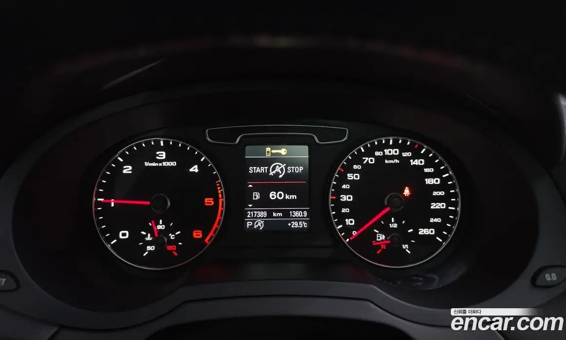 Audi Q3 2014 2.0 автомат (гидро), фото 8