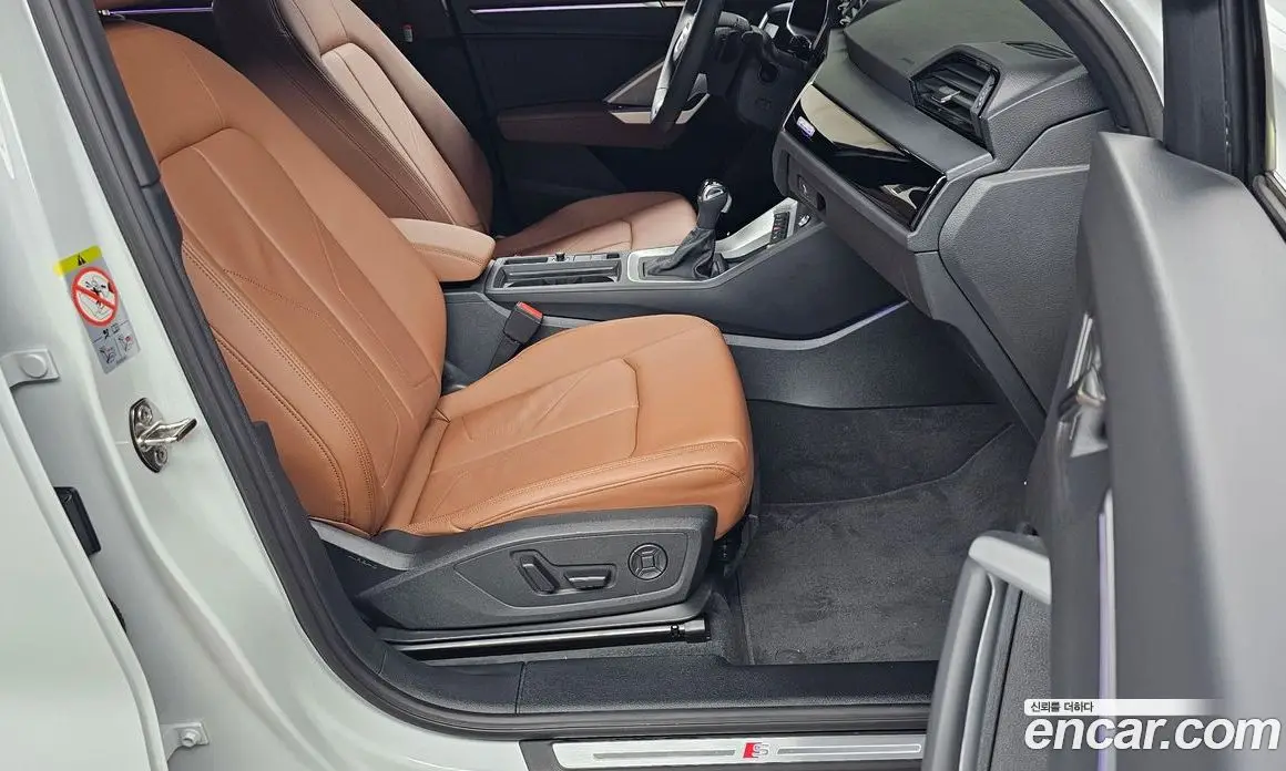 Audi Q3 2025 2.0 автомат (гидро), фото 16