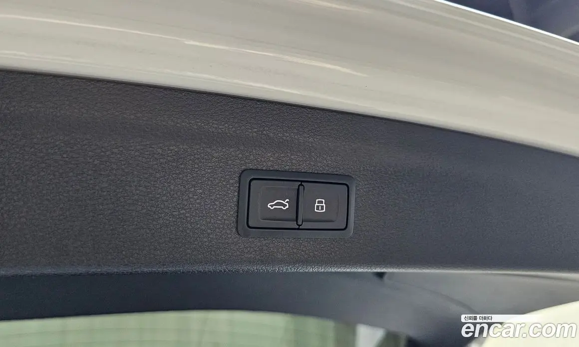 Audi Q3 2025 2.0 автомат (гидро), фото 23