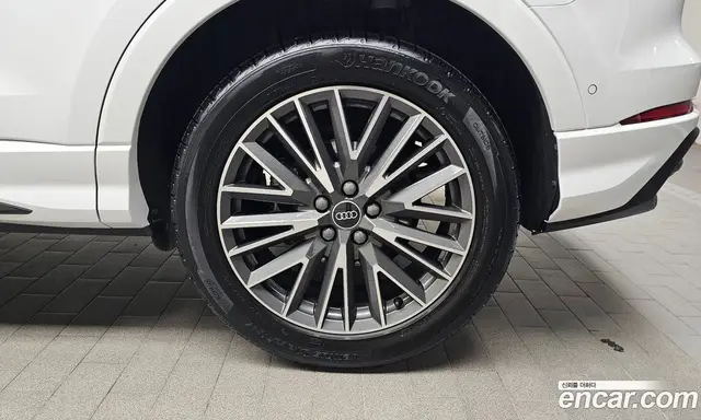 Audi Q3 2025 2.0 автомат (гидро), миниатюра 7