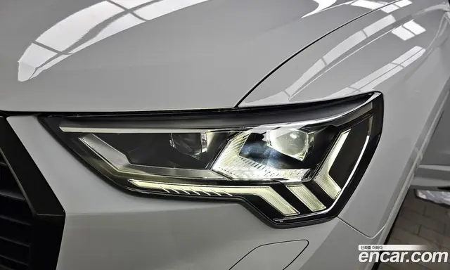 Audi Q3 2025 2.0 автомат (гидро), миниатюра 8